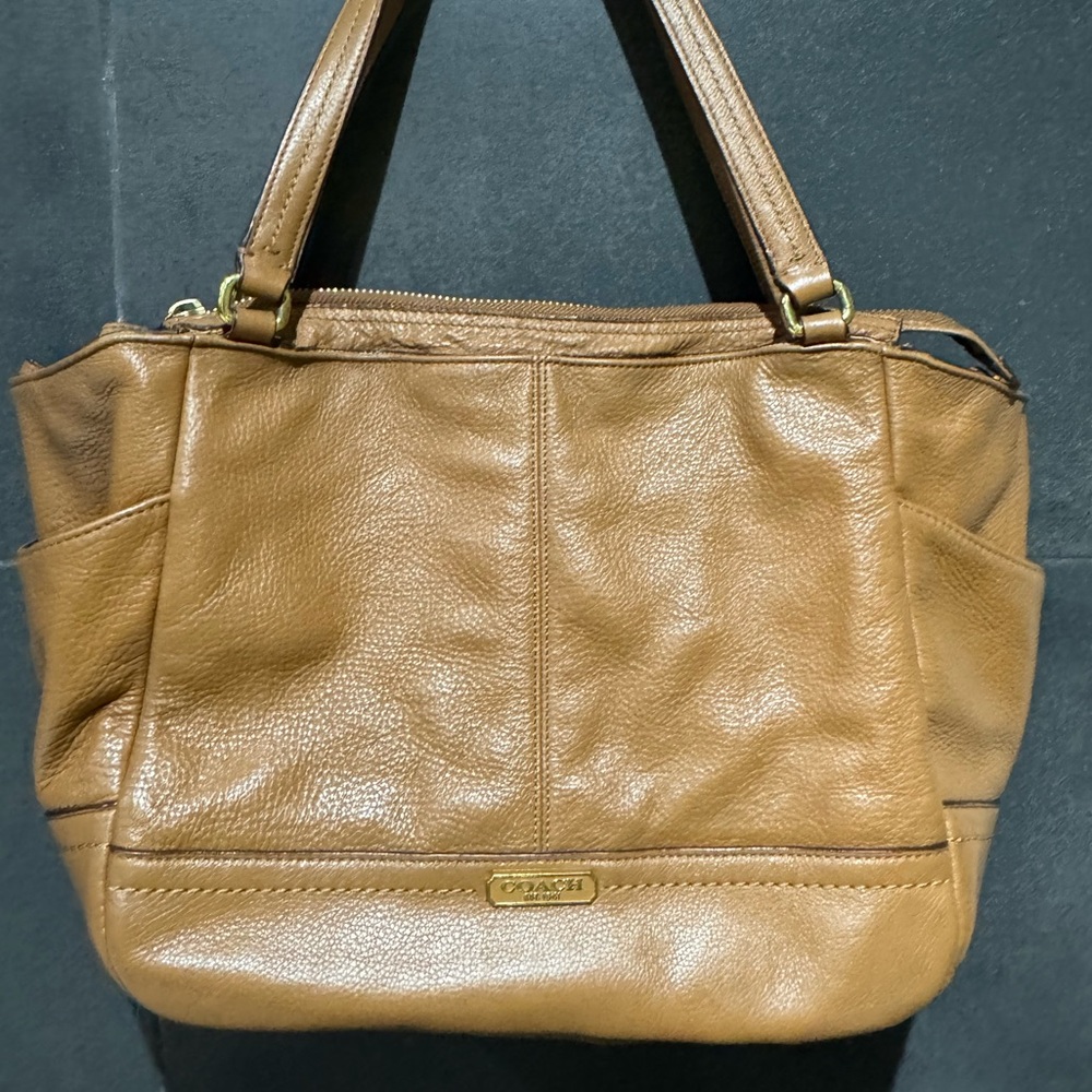 Coach Shoulder Bag